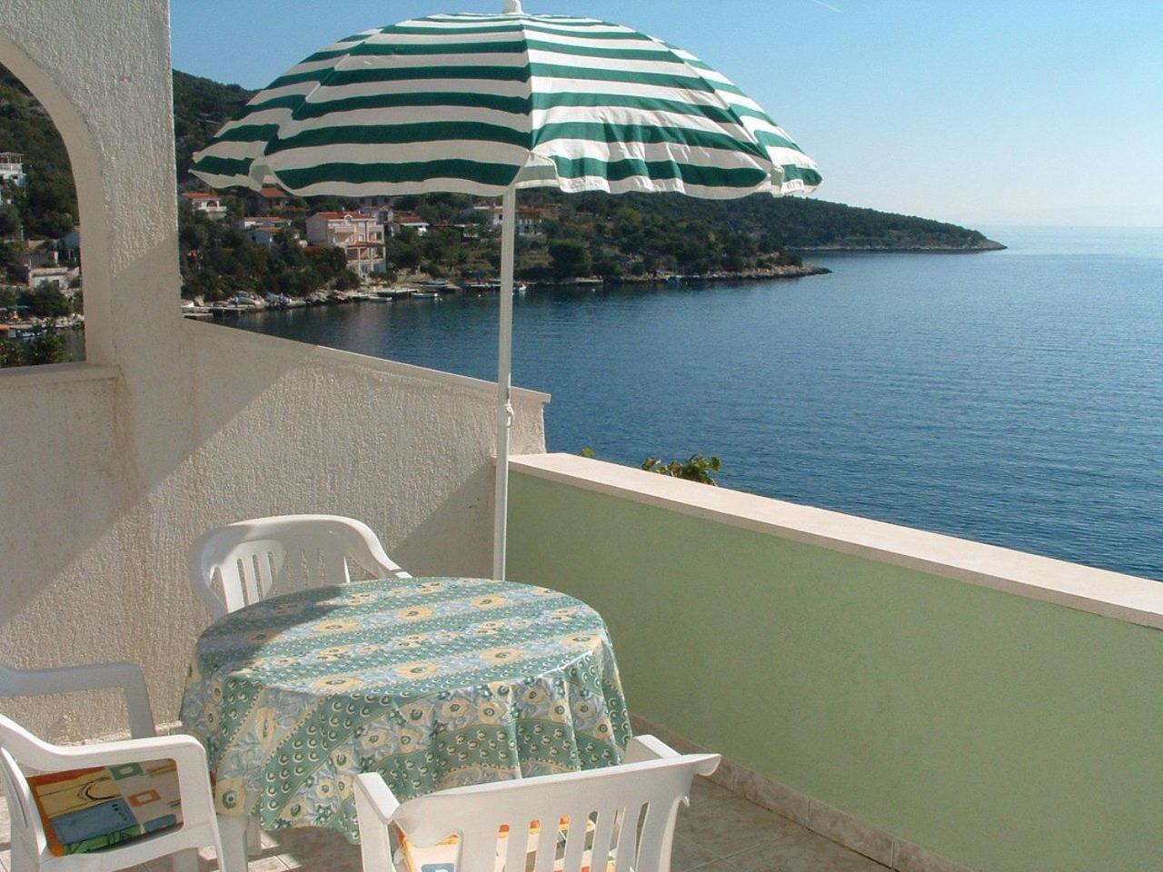 Apartments Tonka Vinišće Zewnętrze zdjęcie